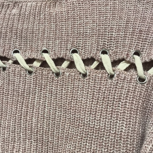 JOHN + Jenn pink knit sweater with weave laced in the back Small - Picture 7 of 12